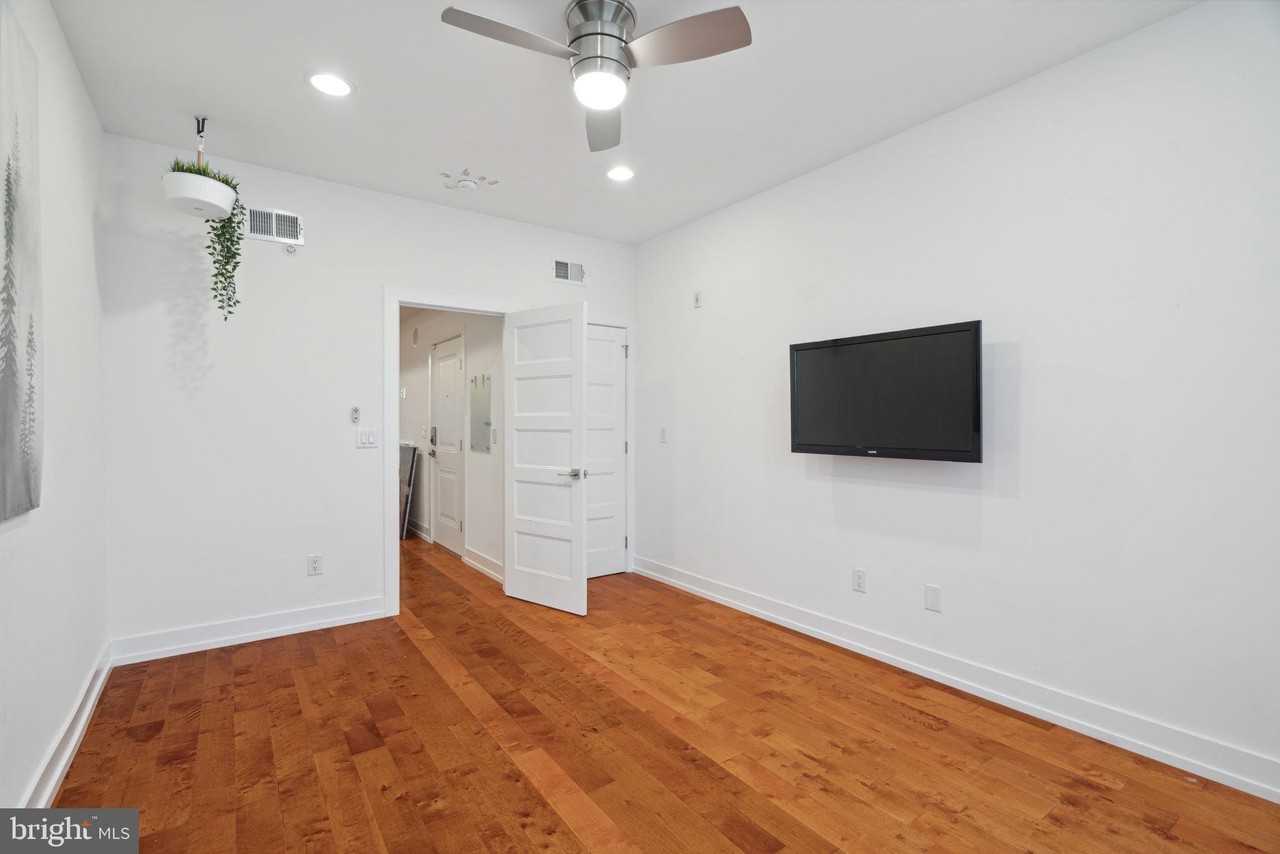 2515 North Front Street #1 - Photo 7 of 21