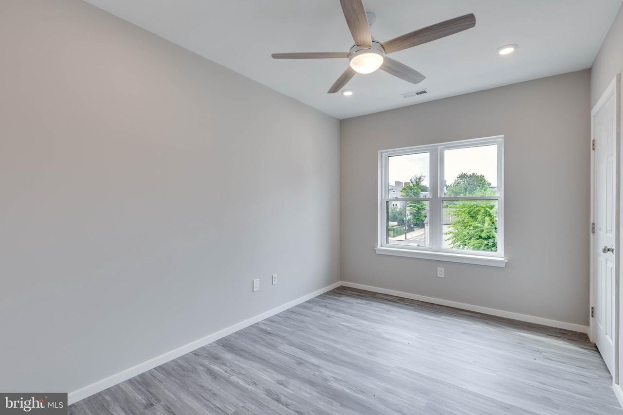 1225 W Dauphin St Apt A #A - Photo 6 of 13