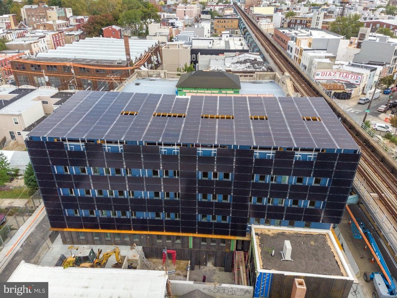 1942 N Front St Apt 208 #208 - Photo 2 of 10