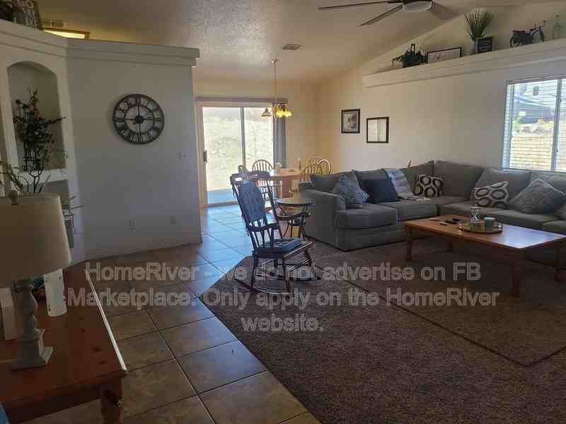 2265 Huntington Dr - Photo 3 of 16