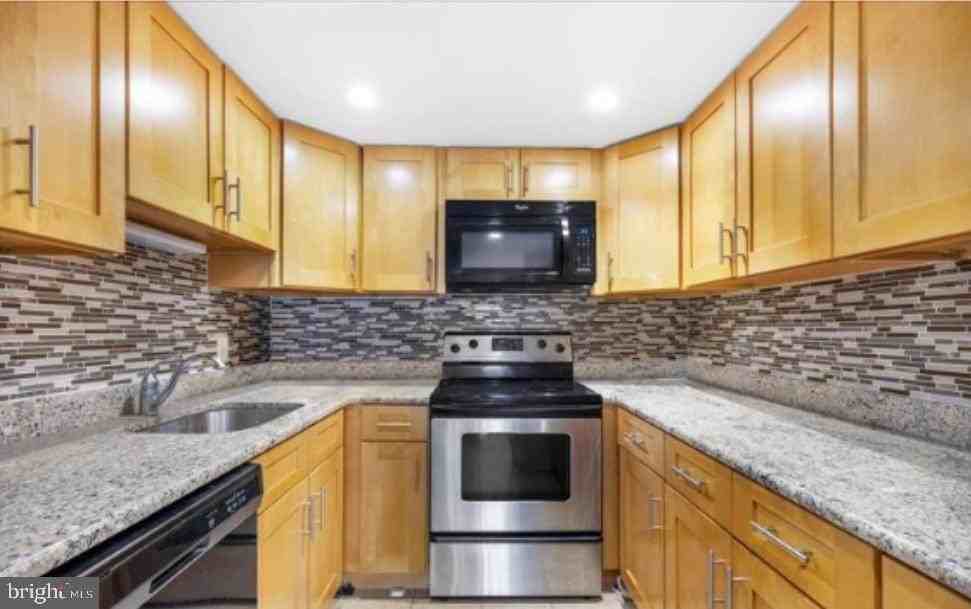 1138 South St Unit B #B - Photo 3 of 12