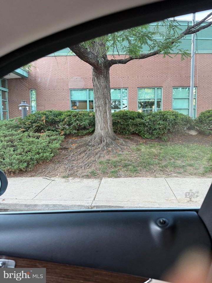 6130 Locust St #2ndFL - Photo 3 of 46