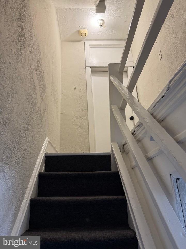 1945 W Hunting Park Ave Unit 4 #4 - Photo 7 of 14