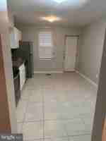 featured image of 1332 S Lindenwood St