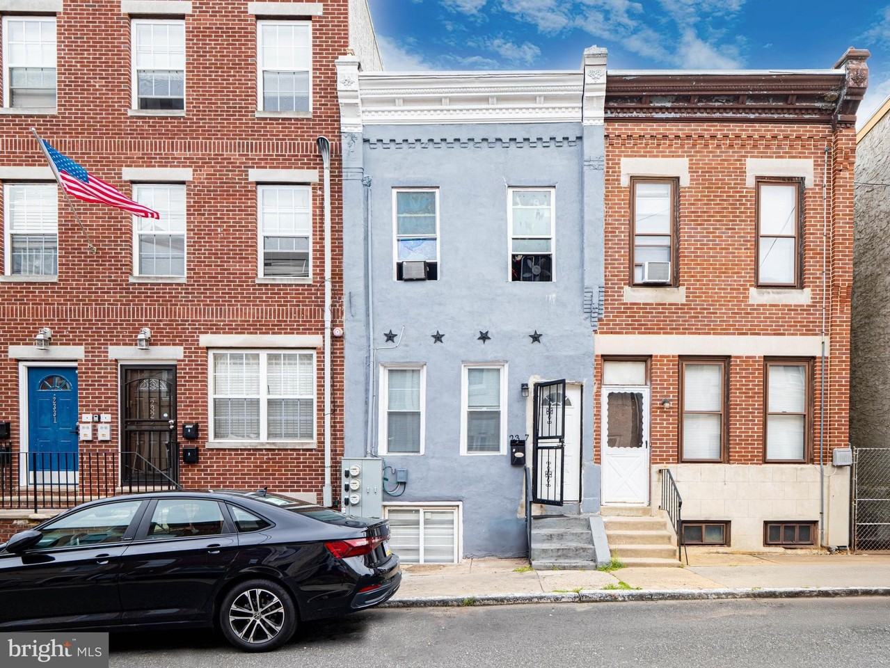 2327 N Carlisle St Unit 1 #1 - Photo 4 of 18