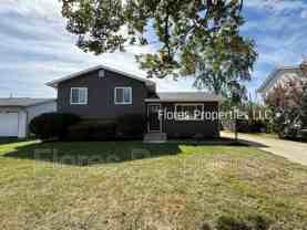 1413 Cranwood Dr - Photo 1 of 1
