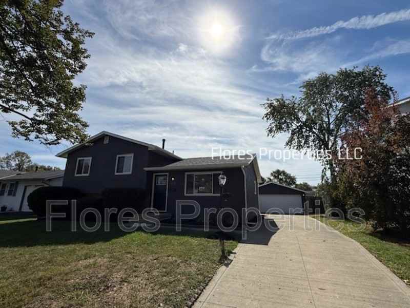 1413 Cranwood Dr - Photo 3 of 31