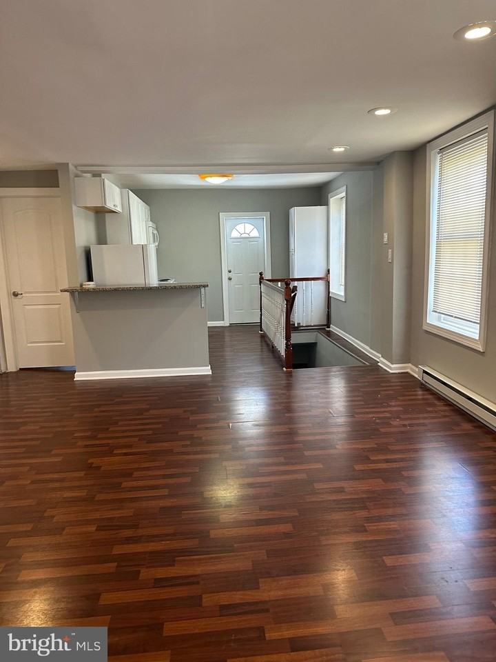 1200 S 22nd St 2nd Fl #2ndFL - Photo 7 of 20