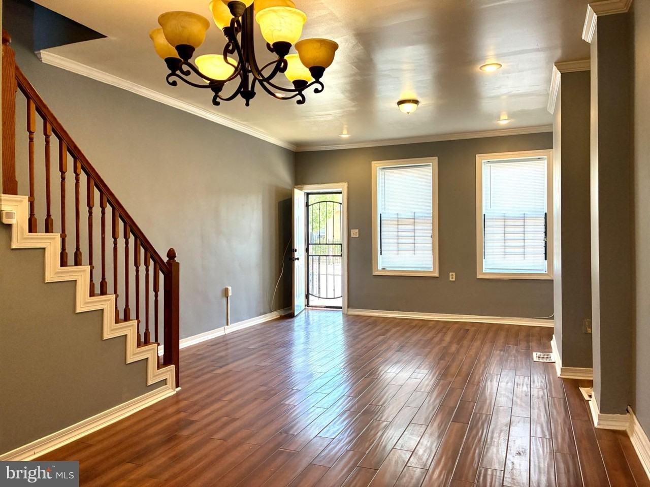 4415 Brown Street - Photo 3 of 18