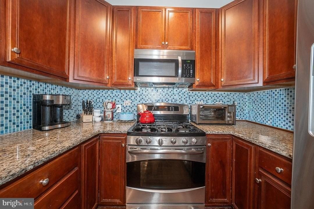 35 Brewerytown Ct - Photo 6 of 16