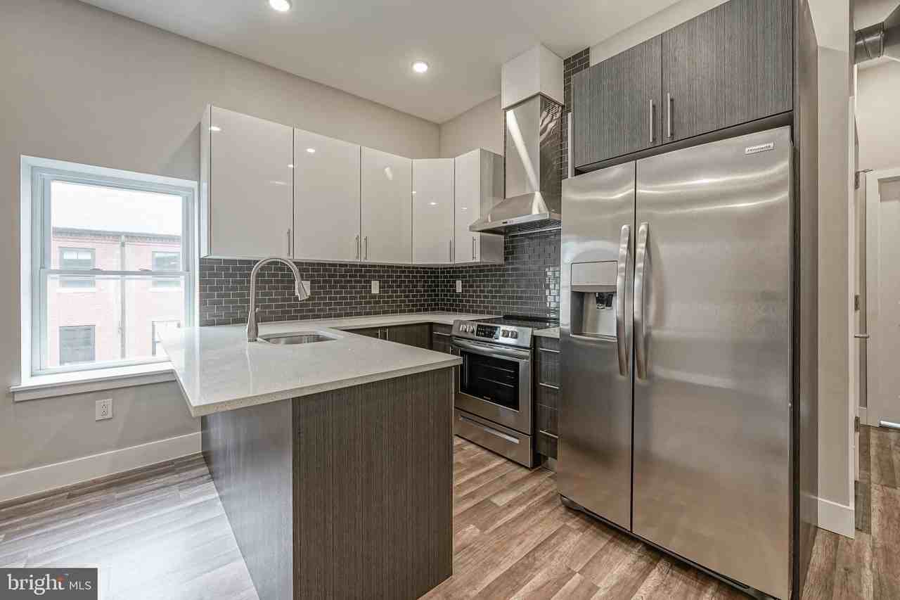 1072 N Front St Unit A #A - Photo 2 of 13