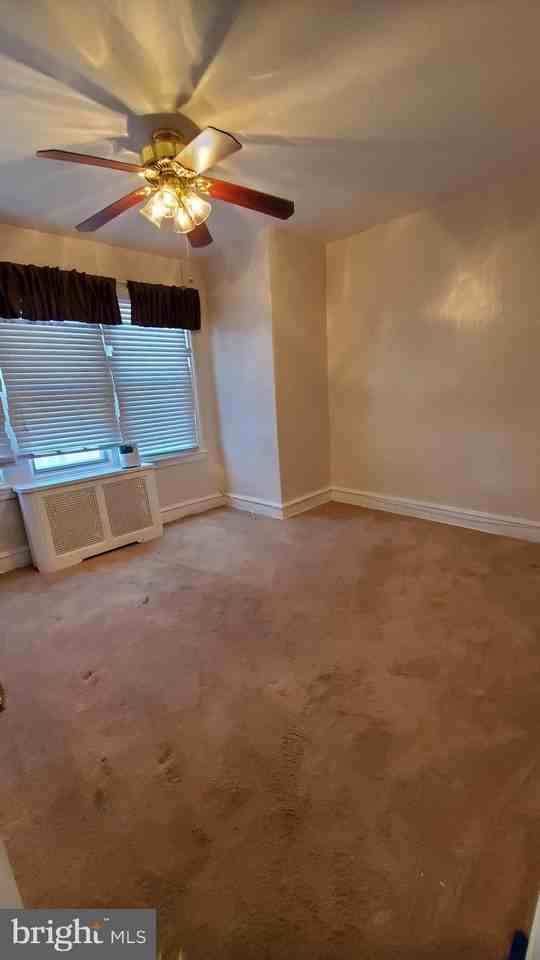 1926 West Airdrie Street - Photo 6 of 13