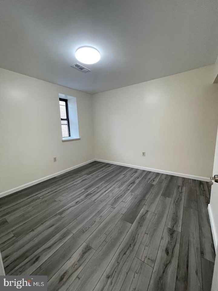 910 Arch St Apt 2m #2M - Photo 5 of 11