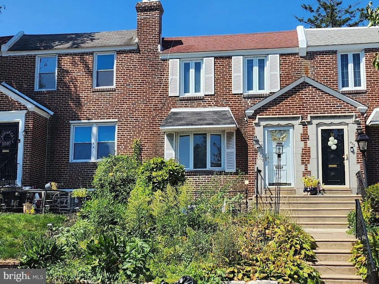 443 E Pleasant St - Photo 6 of 13