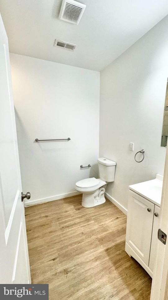 834 N Broad St Unit 4 #4 - Photo 6 of 28