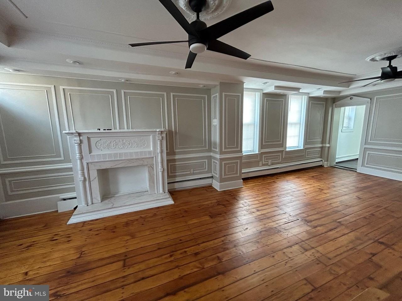 218 E Wildey St - Photo 4 of 46