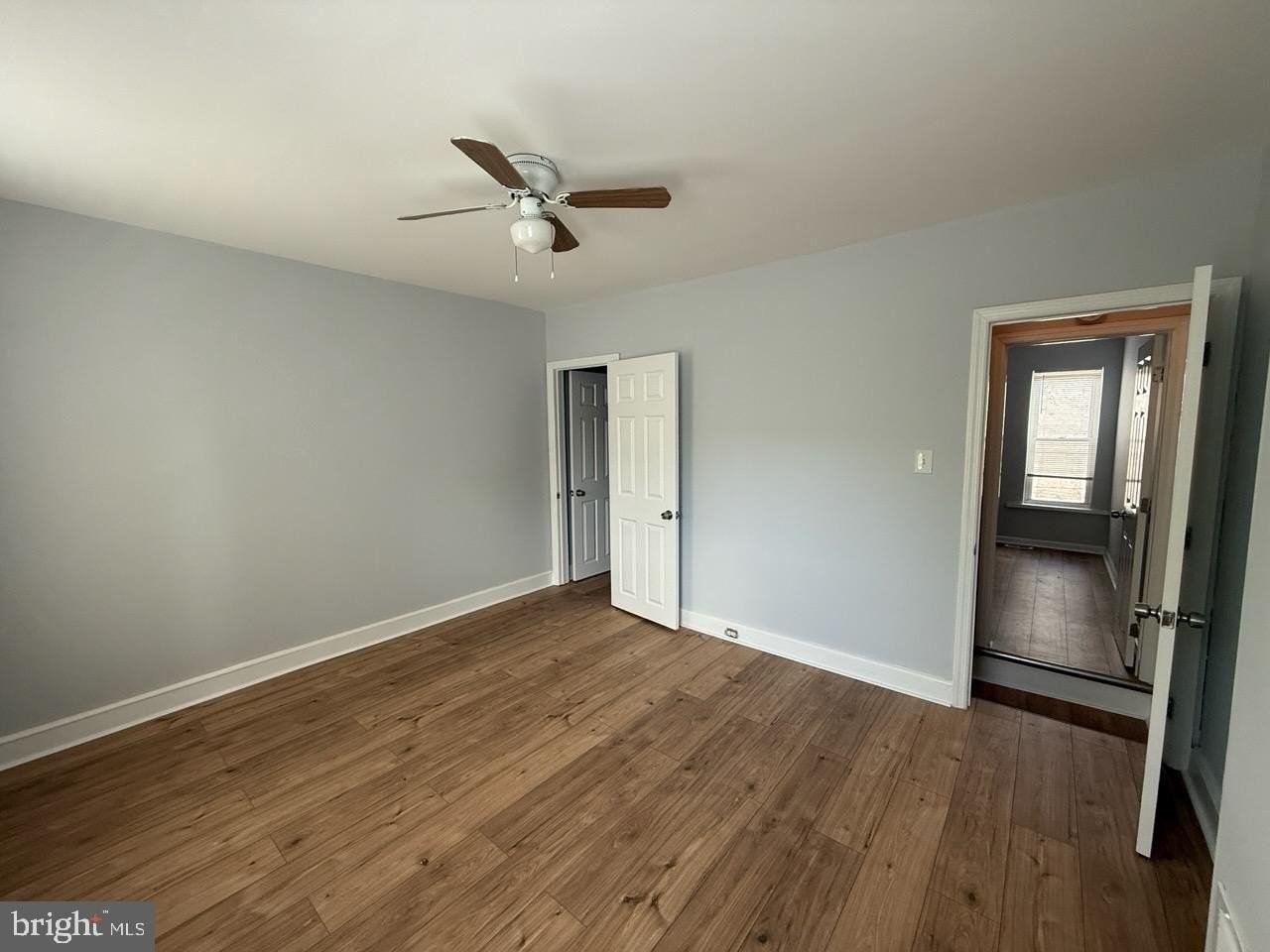 1923 Monument St - Photo 5 of 10