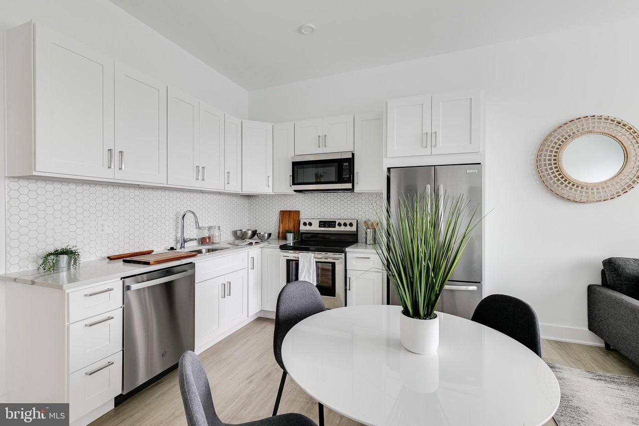 2201 Washington Avenue #219 - Photo 7 of 20