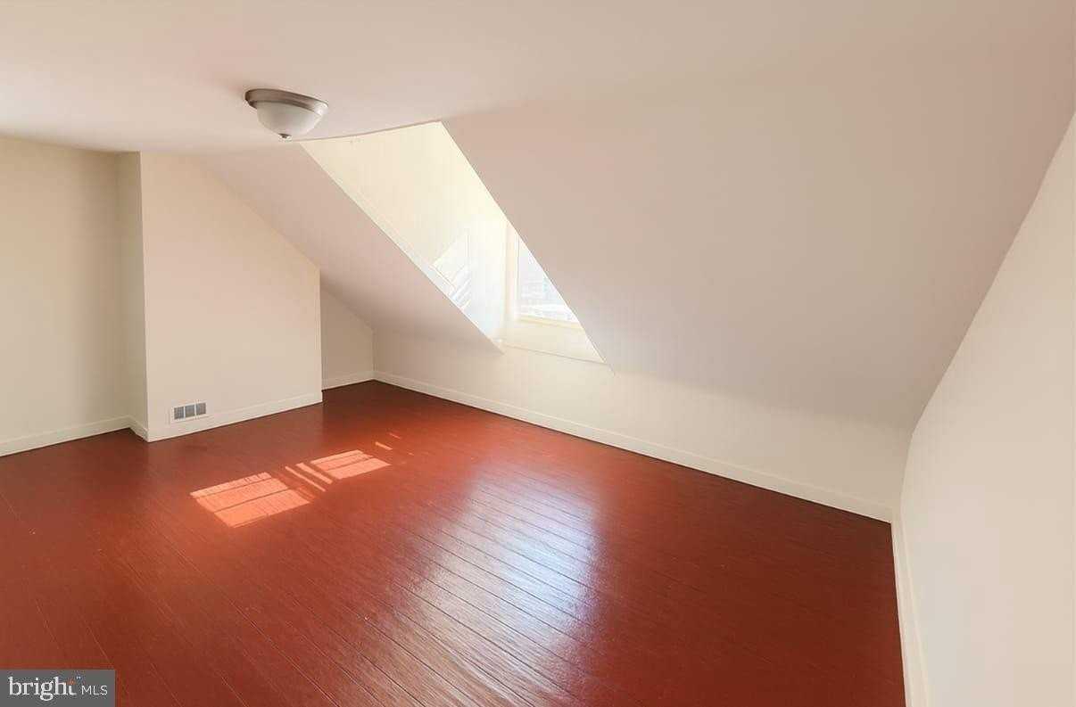 312 S 12th St Apt 3f #3F - Photo 3 of 4