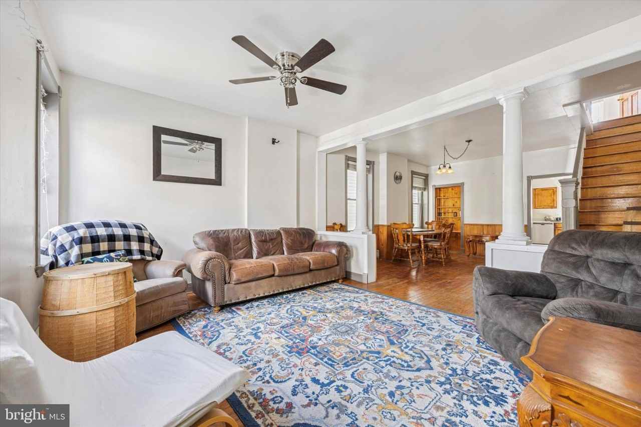 525 Green Lane - Photo 2 of 16