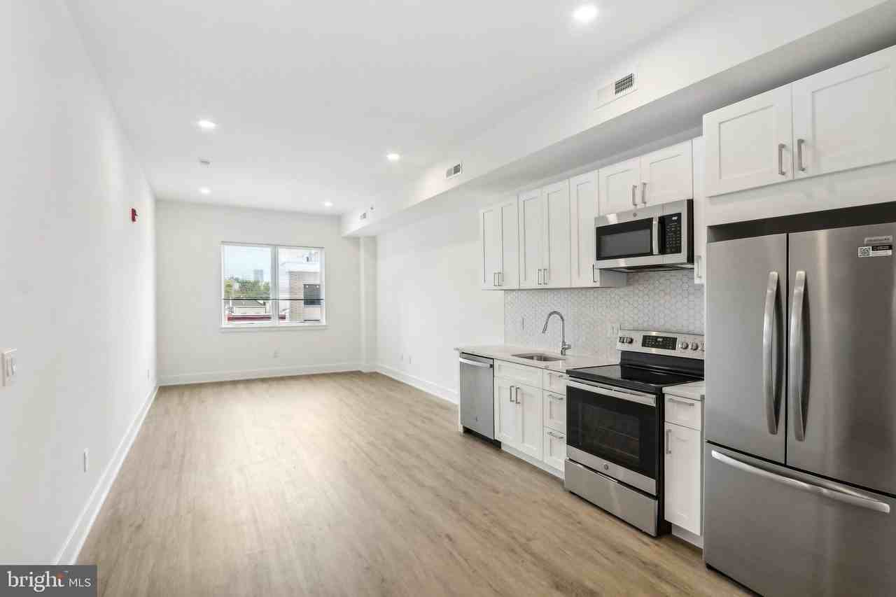 1622 Point Breeze Avenue #410