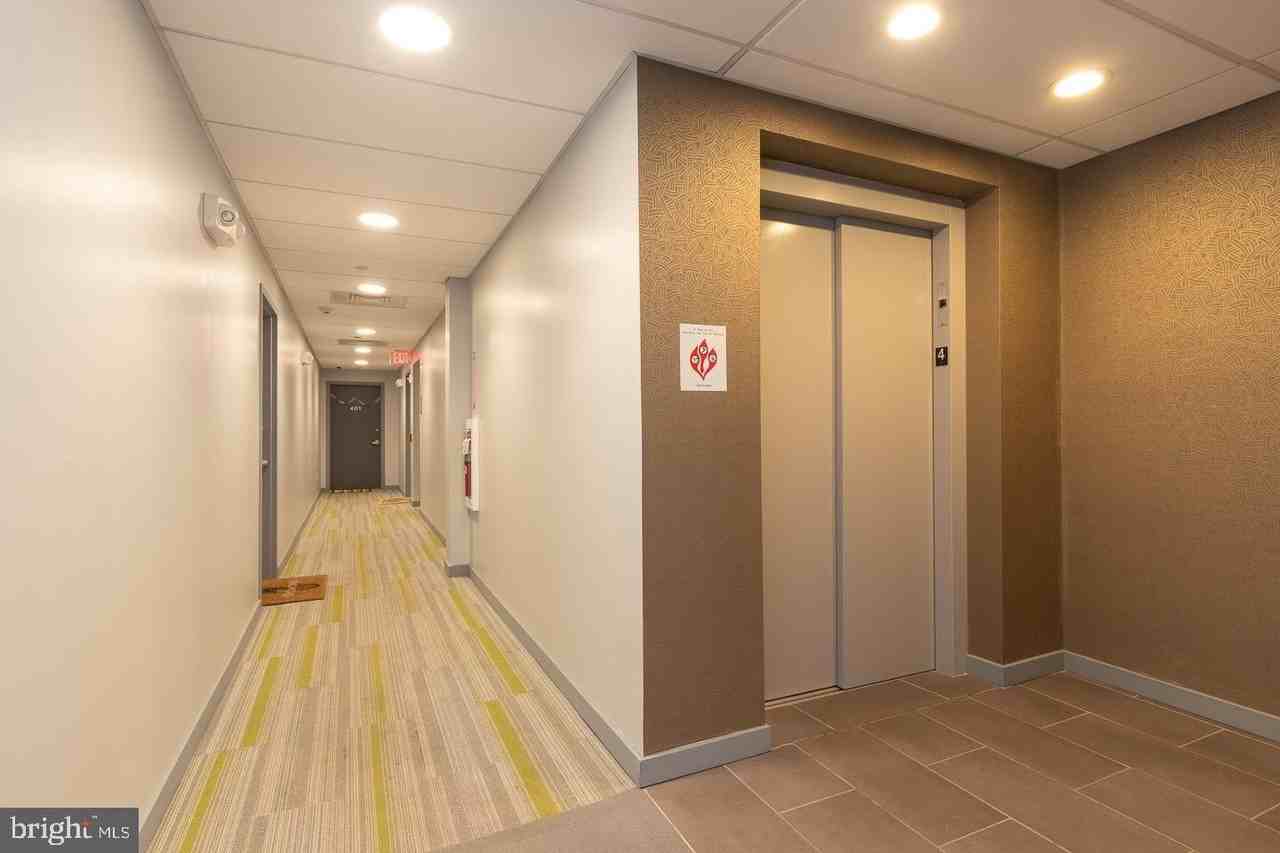 18 W Girard Ave Apt 302 #302 - Photo 2 of 22