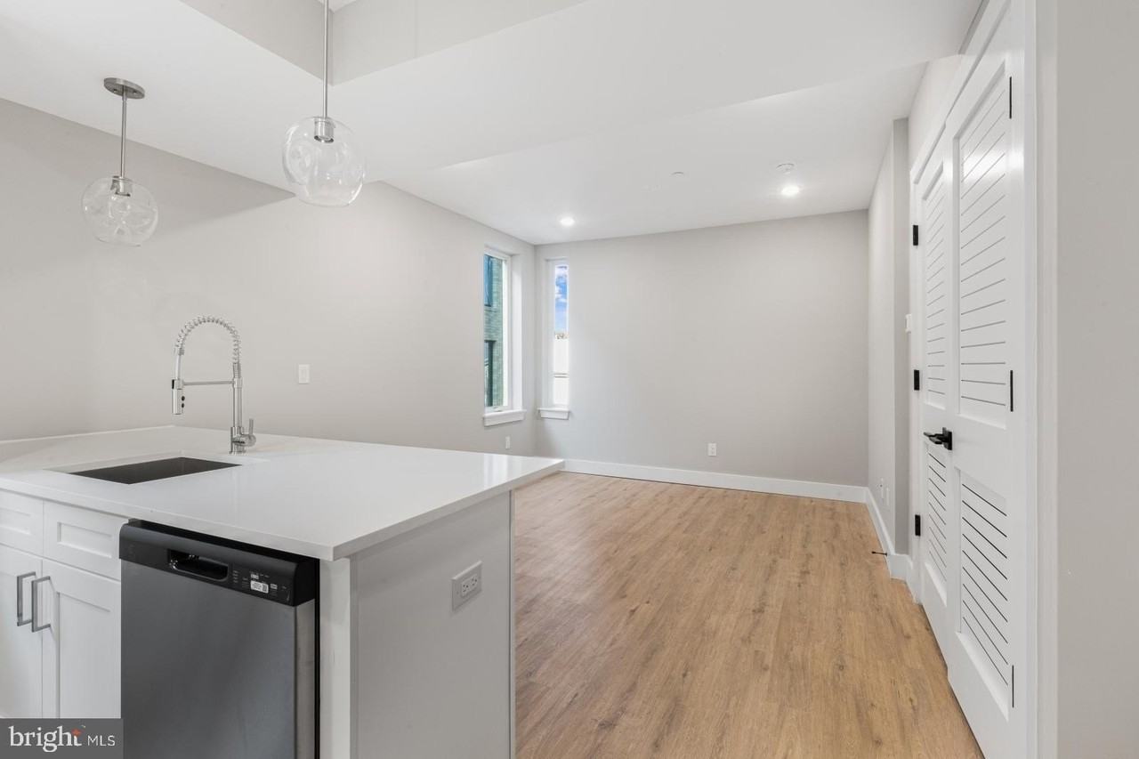 1144 Frankford Avenue #302 - Photo 7 of 35