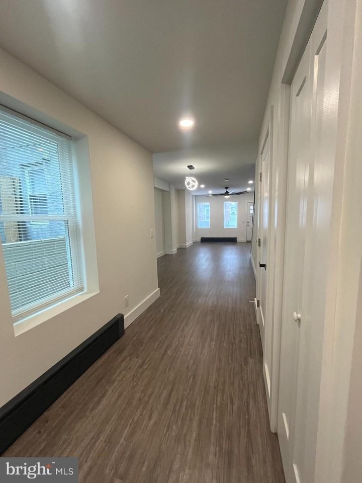 2307 E Firth St - Photo 6 of 18