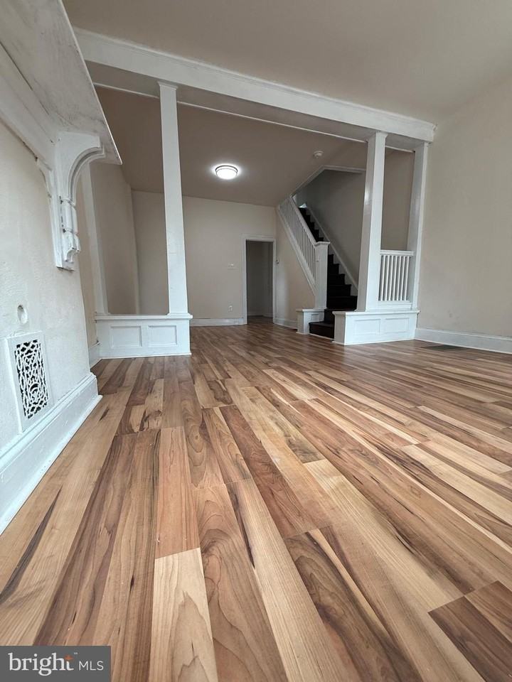 1861 North Judson Street - Photo 3 of 11