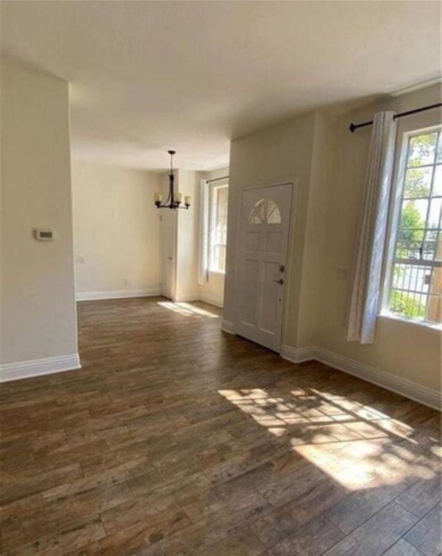 14 Hillgate Pl - Photo 3 of 14