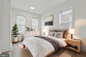 featured image of 2250 N Woodstock St #1