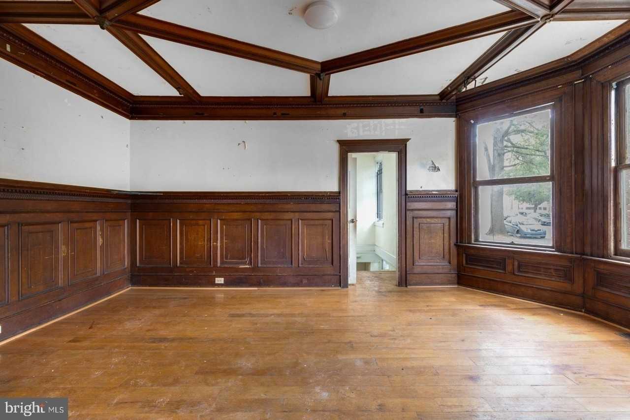 4001 Baltimore Ave - Photo 5 of 27