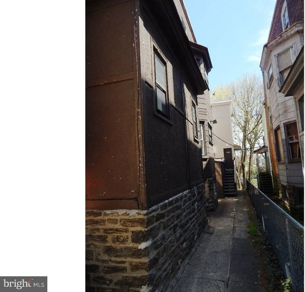 5717 N Park Ave Unit Rear #REAR - Photo 3 of 14