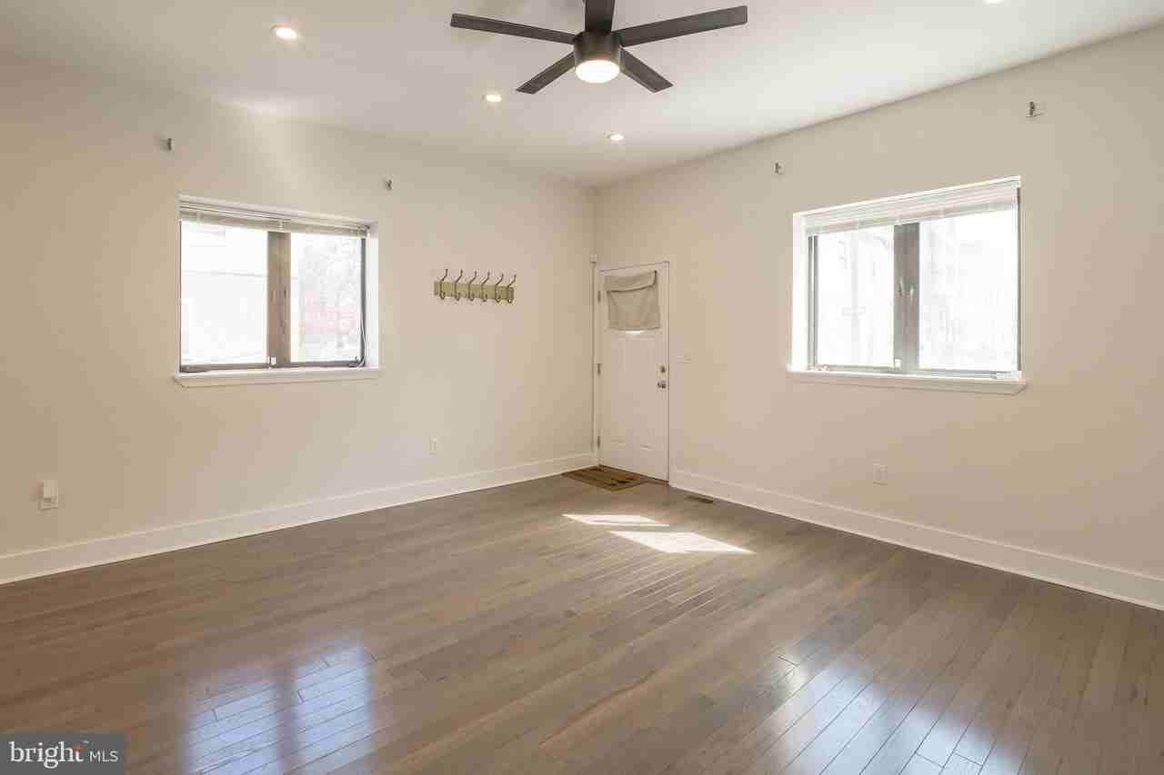 2106 Manton Street - Photo 3 of 29