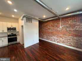 3228 W Diamond St Unit 2 #2 - Photo 1 of 1