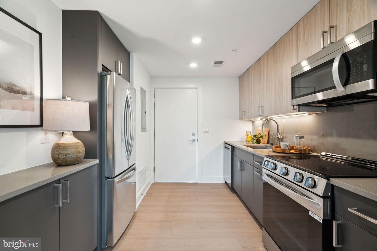 2000 Dreer Street #603