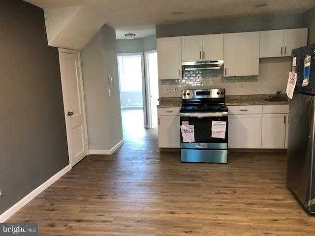 6630 N Broad St 1st Fl #1stFL - Photo 2 of 12