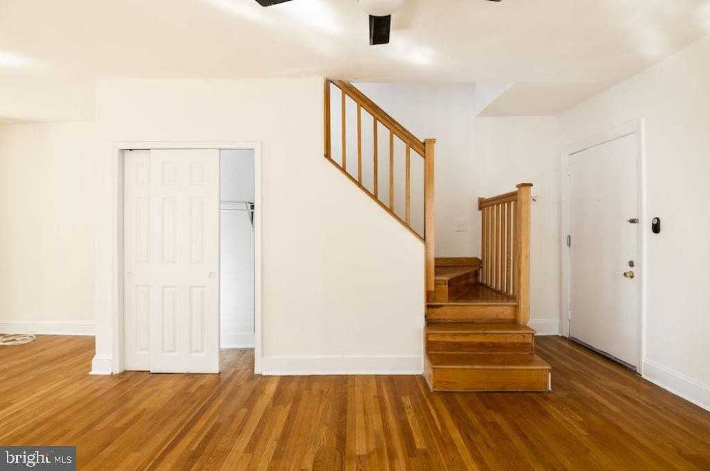 1912 Spruce Street #1R - Photo 4 of 16