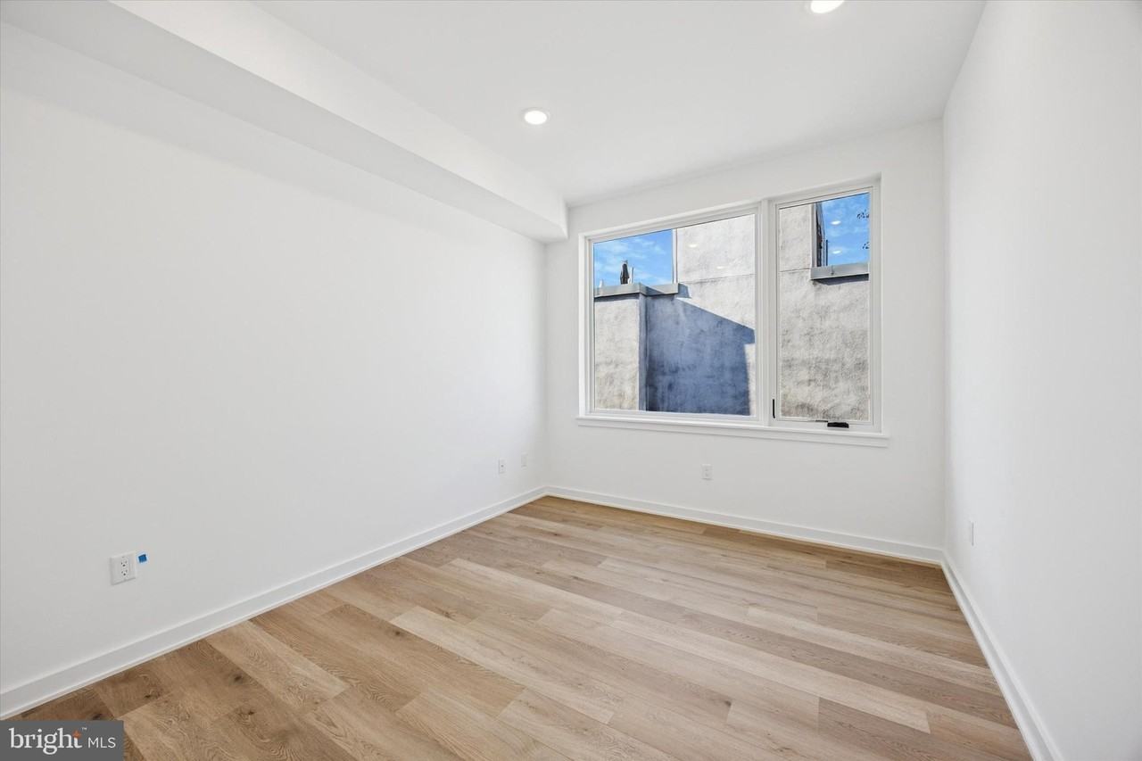 2020 Frankford Avenue #401 - Photo 7 of 13