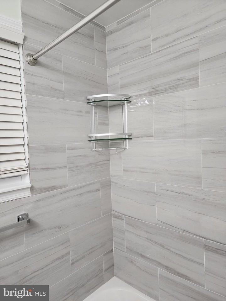 8303 Ridgeway St Unit 2 #2ndFL - Photo 4 of 24