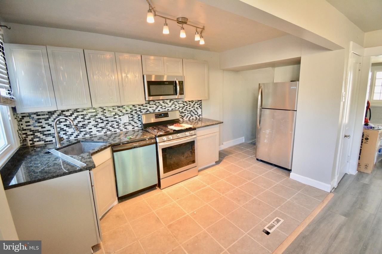 461 Flamingo Street - Photo 6 of 24