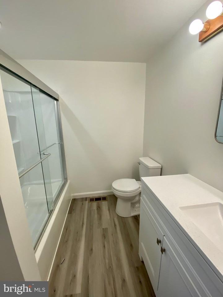 901 S 2nd St Rear B #B - Photo 2 of 13