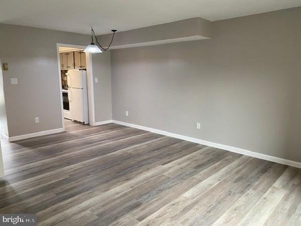 754 Colony Dr - Photo 2 of 9