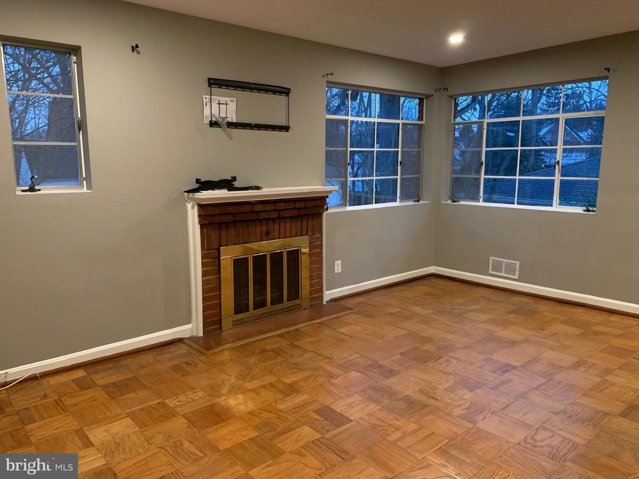 857 N Jacksonville St - Photo 2 of 22