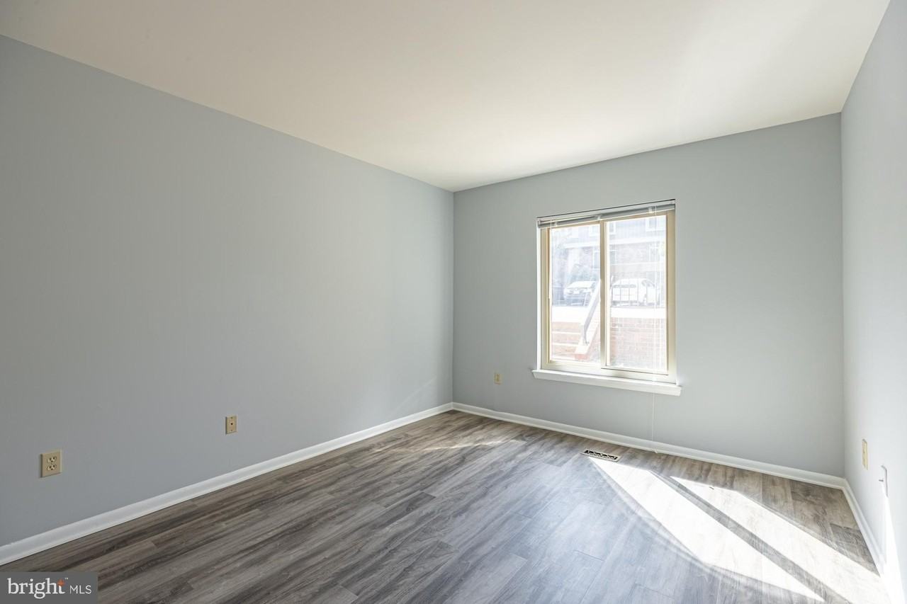 1765 South Hayes Street #A - Photo 7 of 21