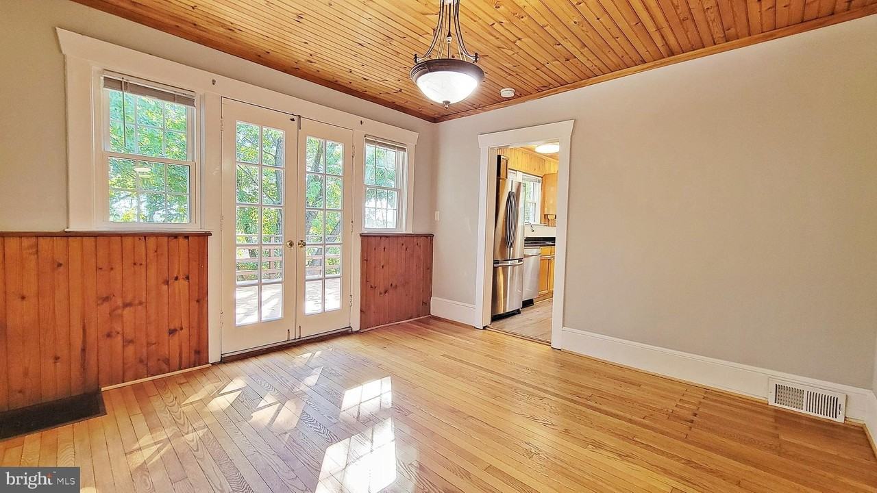 2619 S Joyce St - Photo 6 of 23