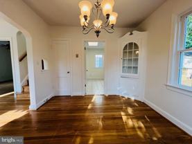 621 N Kensington St - Photo 1 of 1