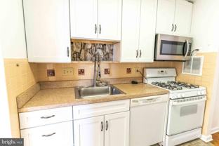 4343 Cherry Hill Rd Apt 305 #305 - Photo 1 of 1