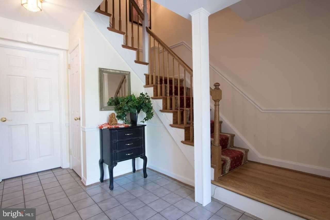 746 S Granada St - Photo 7 of 45