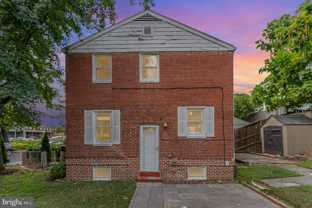 3729 S Four Mile Run Dr - Photo 1 of 1